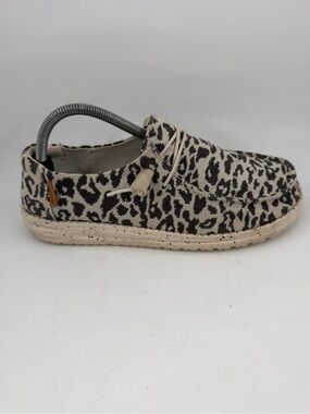 Hey Dude Women’s Wendy Woven-SZ 10-Slip-On Grey Cheetah Shoes Sneakers Like New!
